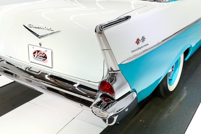 Chevrolet-150-1957-Tropical-Turquoise-Gray-And-Black-44