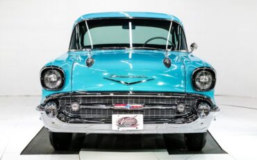 Chevrolet-150-1957-Tropical-Turquoise-Gray-And-Black-45