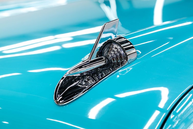 Chevrolet-150-1957-Tropical-Turquoise-Gray-And-Black-48