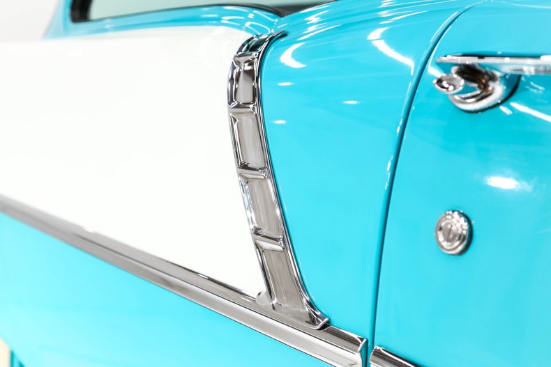 Chevrolet-150-1957-Tropical-Turquoise-Gray-And-Black-6