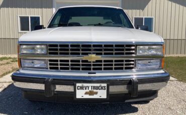 Chevrolet-1500-1993-white-10