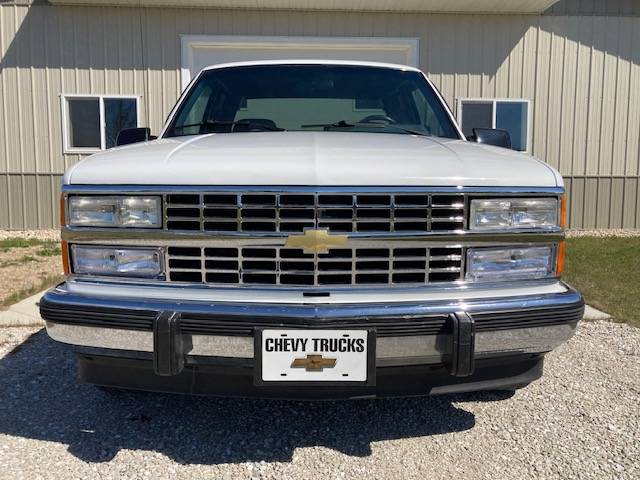Chevrolet-1500-1993-white-10