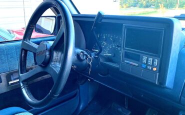Chevrolet-1500-1993-white-12