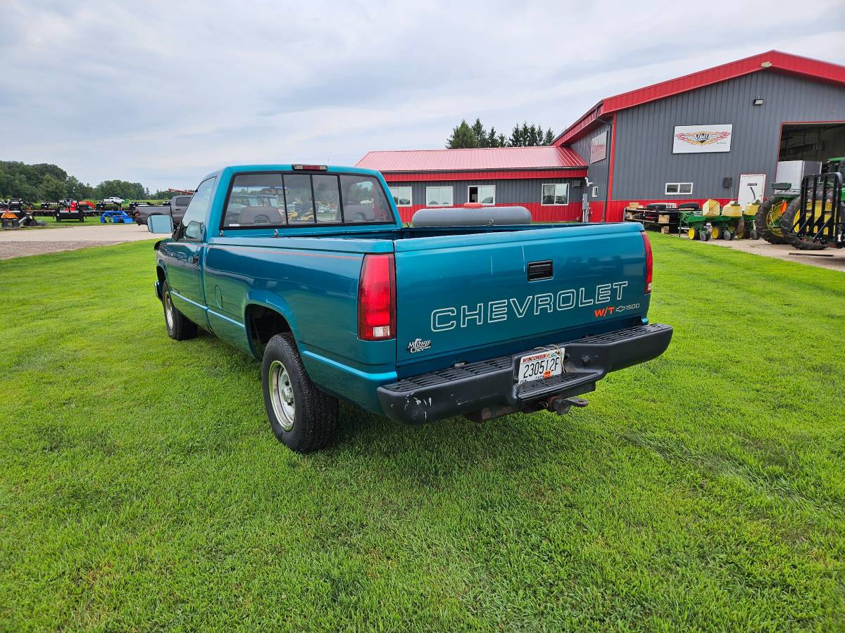 Chevrolet-1500-1994-green-13