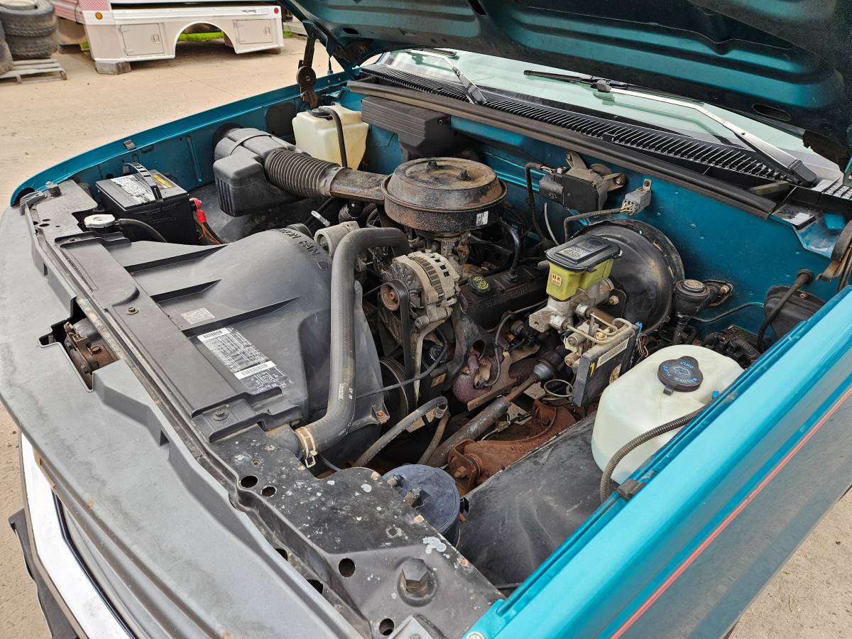 Chevrolet-1500-1994-green-4