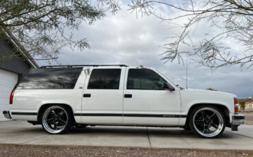 Chevrolet-1500-suburban-1994-white-20