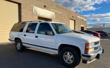 Chevrolet-1500-suburban-1994-white-21