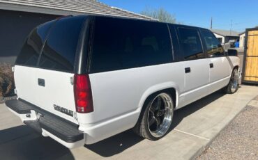 Chevrolet-1500-suburban-1994-white-6