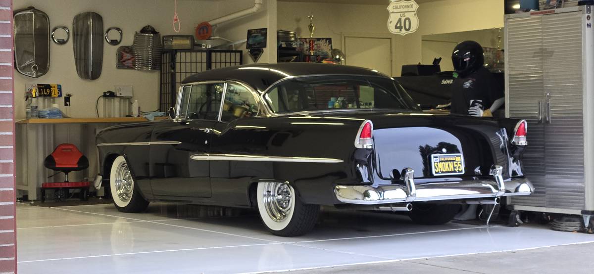 Chevrolet-1955-black-3