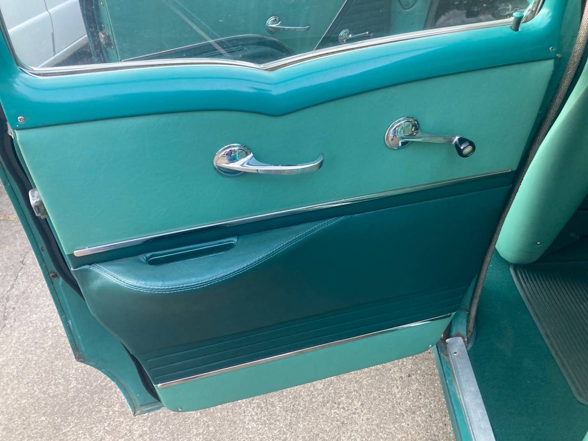 Chevrolet-1955-green-10