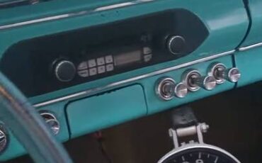 Chevrolet-1964-grey-2