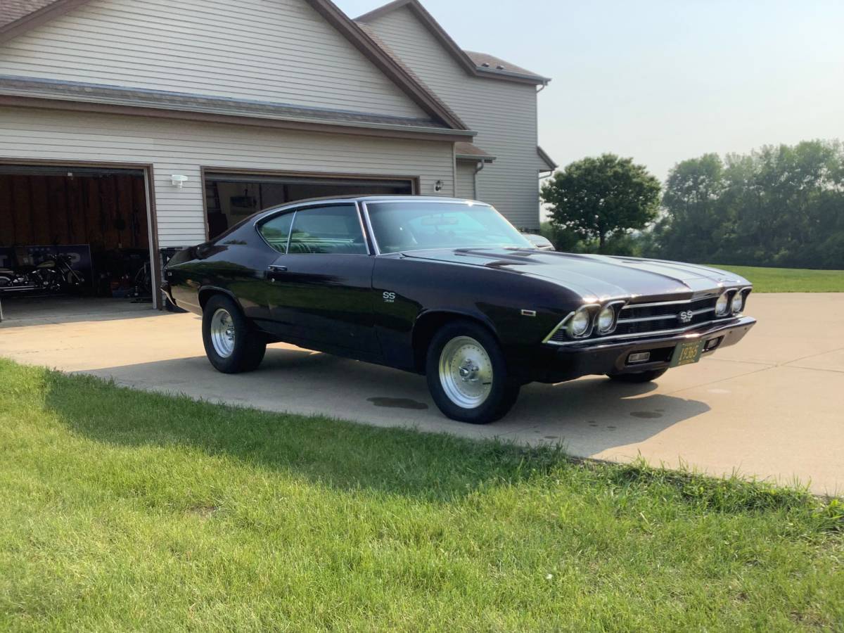 Chevrolet-1969-11