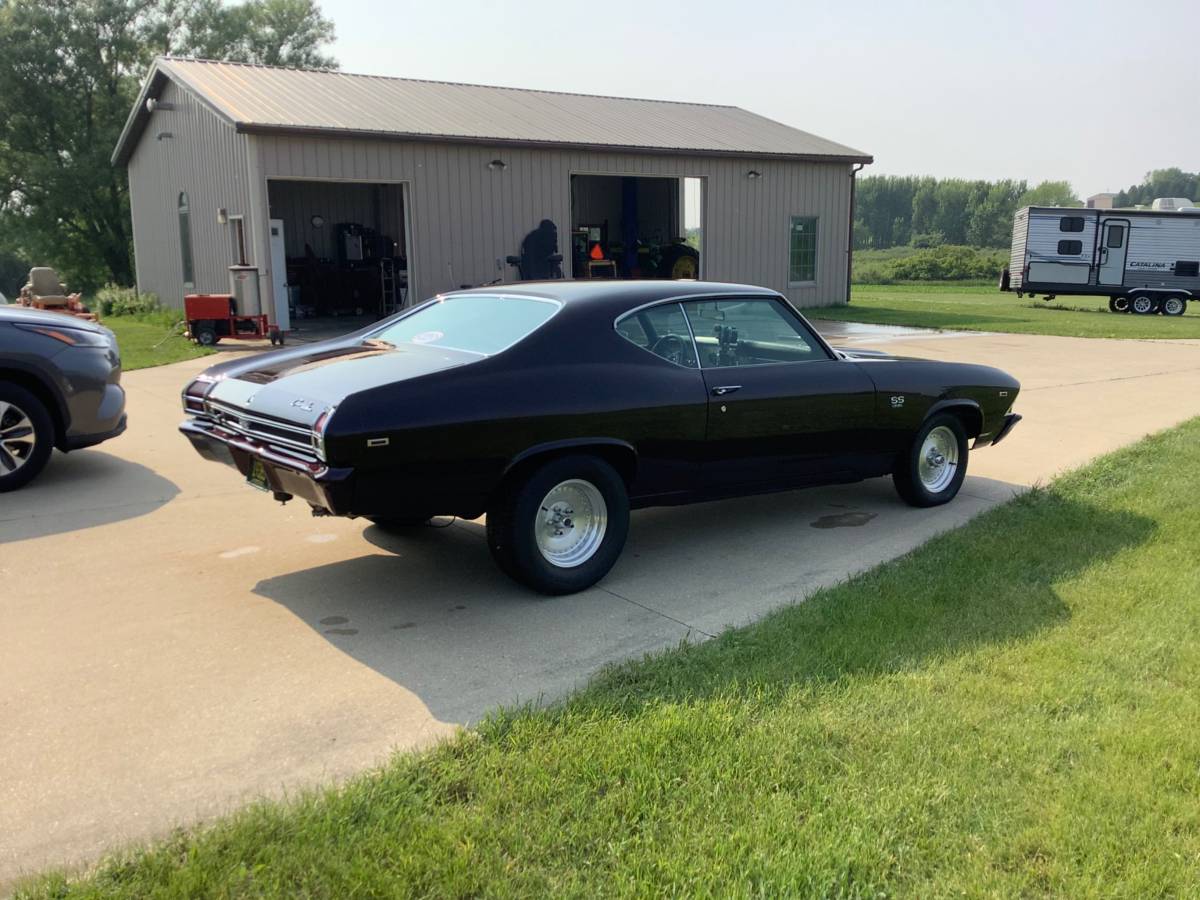 Chevrolet-1969-3