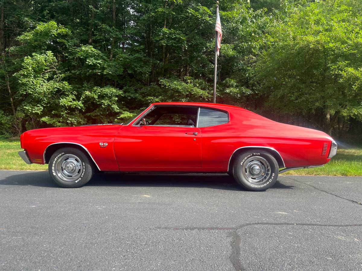 Chevrolet-1970-red-1