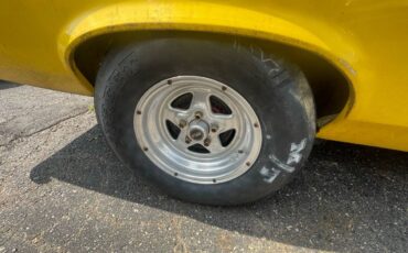 Chevrolet-1970-yellow-10
