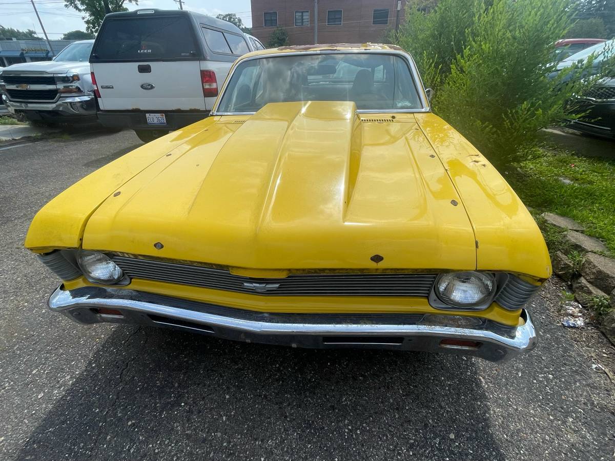 Chevrolet-1970-yellow-5