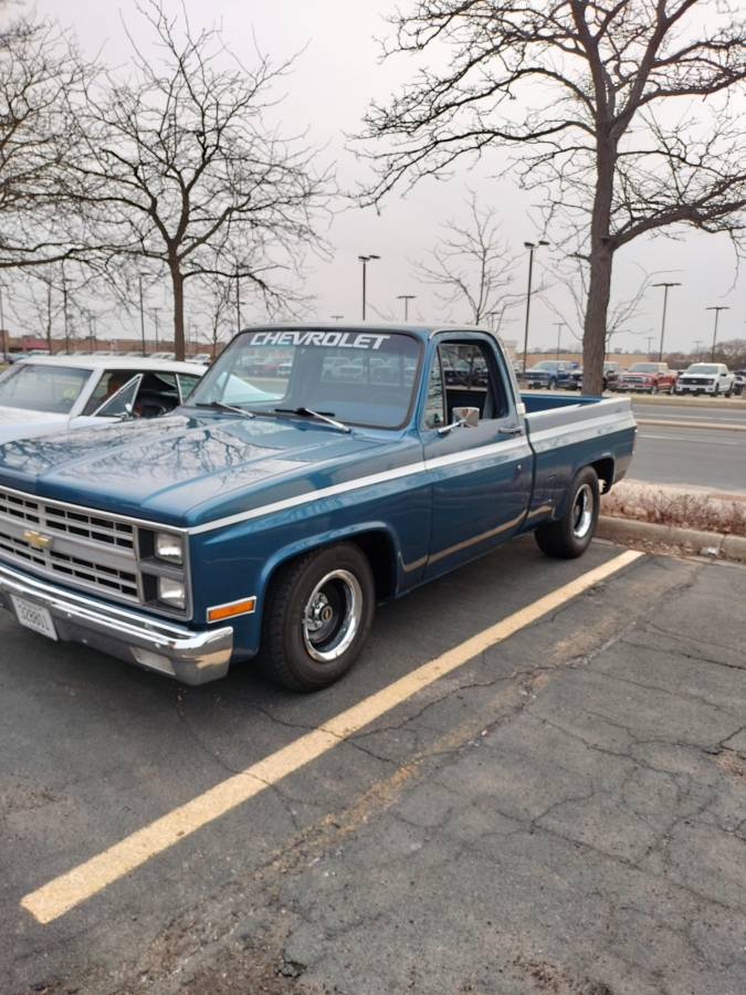 Chevrolet-1981-blue-1