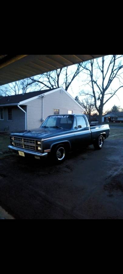 Chevrolet-1981-blue-3