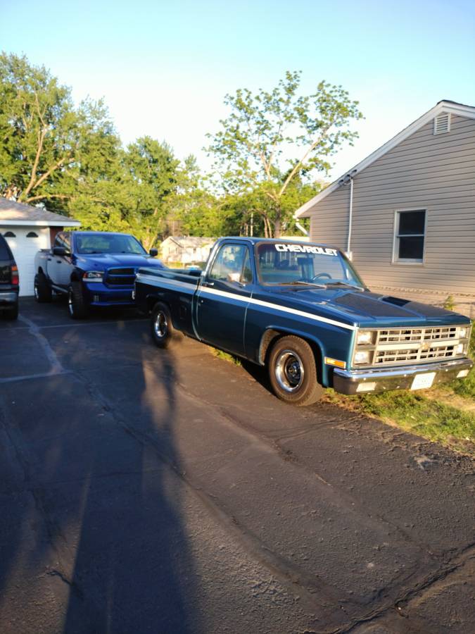 Chevrolet-1981-blue