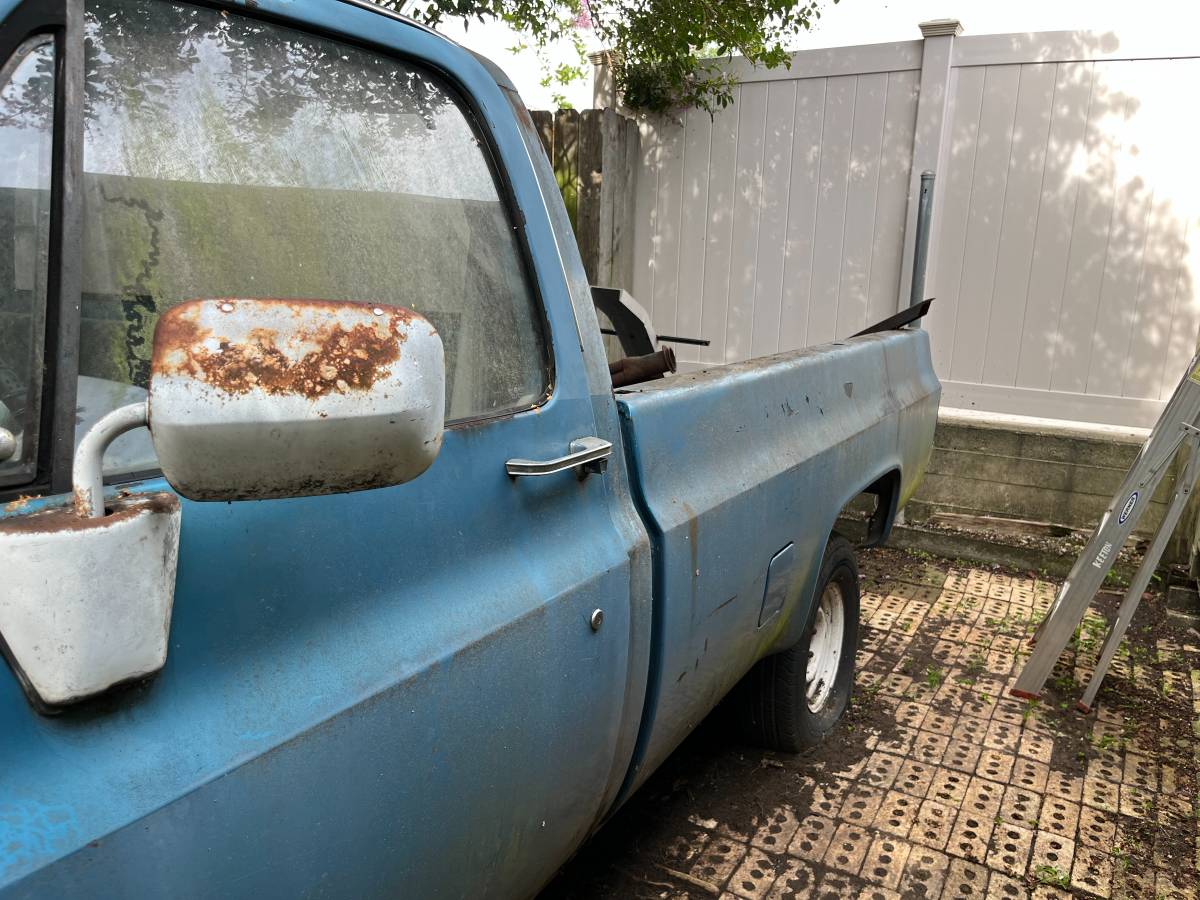 Chevrolet-1984-11