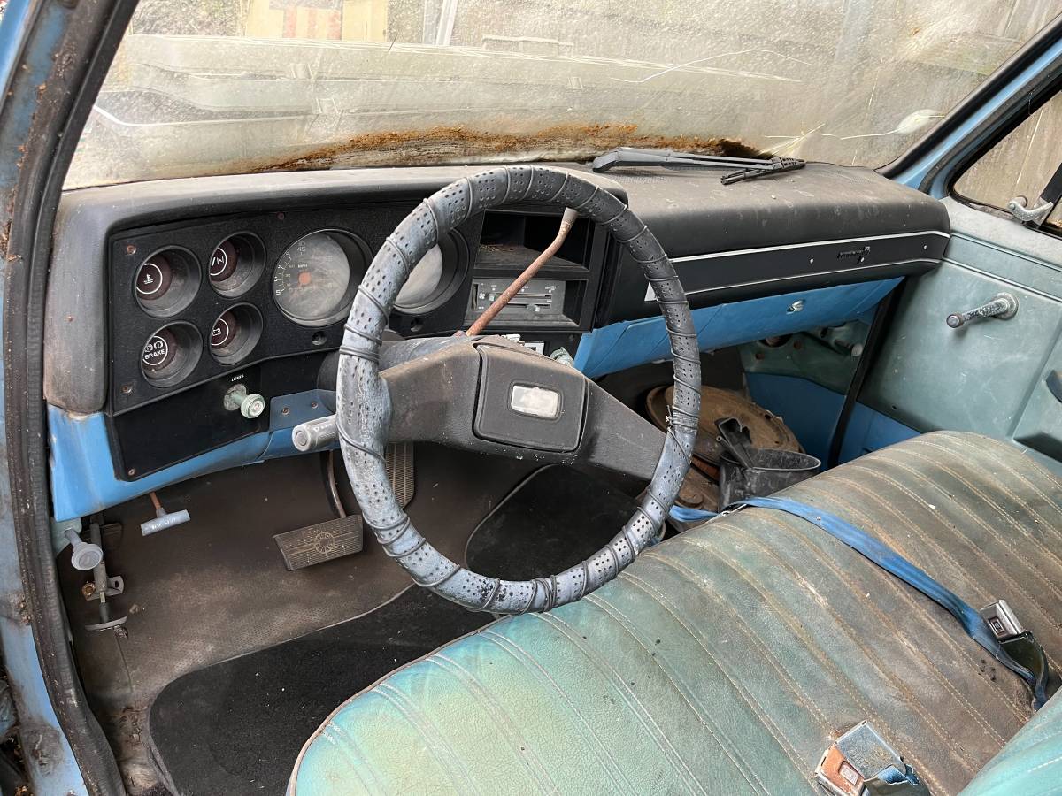 Chevrolet-1984-9