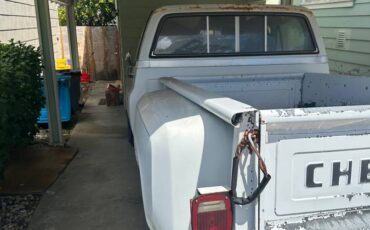Chevrolet-1985-white-6
