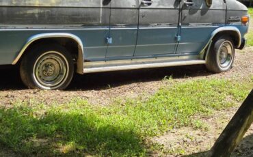 Chevrolet-1986-blue