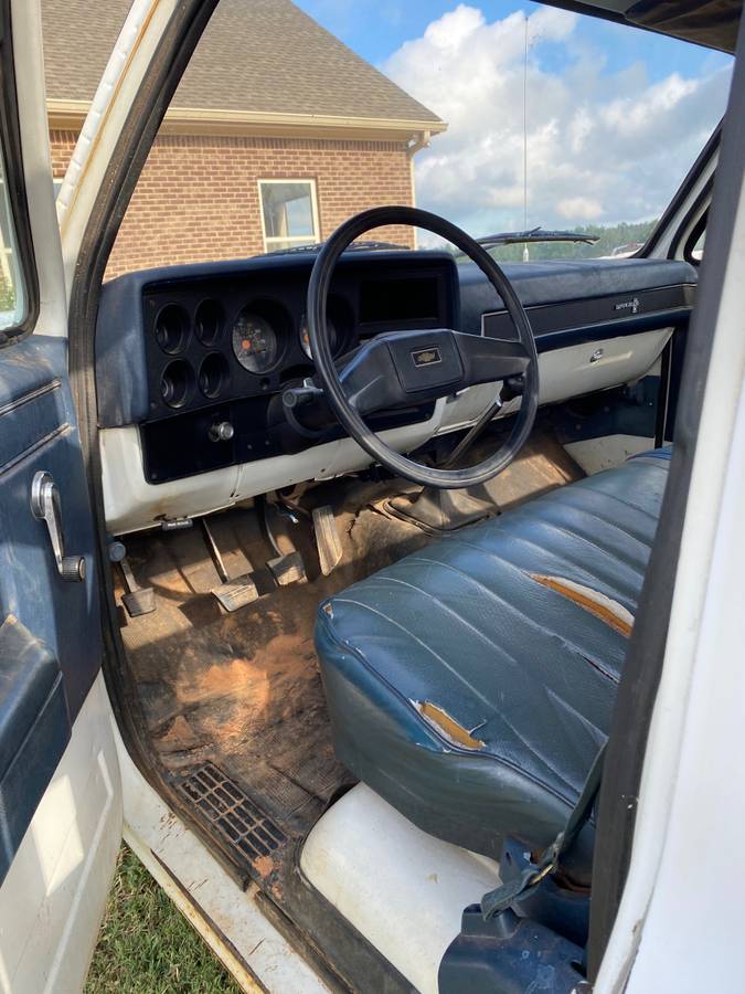 Chevrolet-1987-4