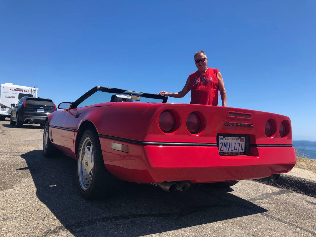 Chevrolet-1988-red-8