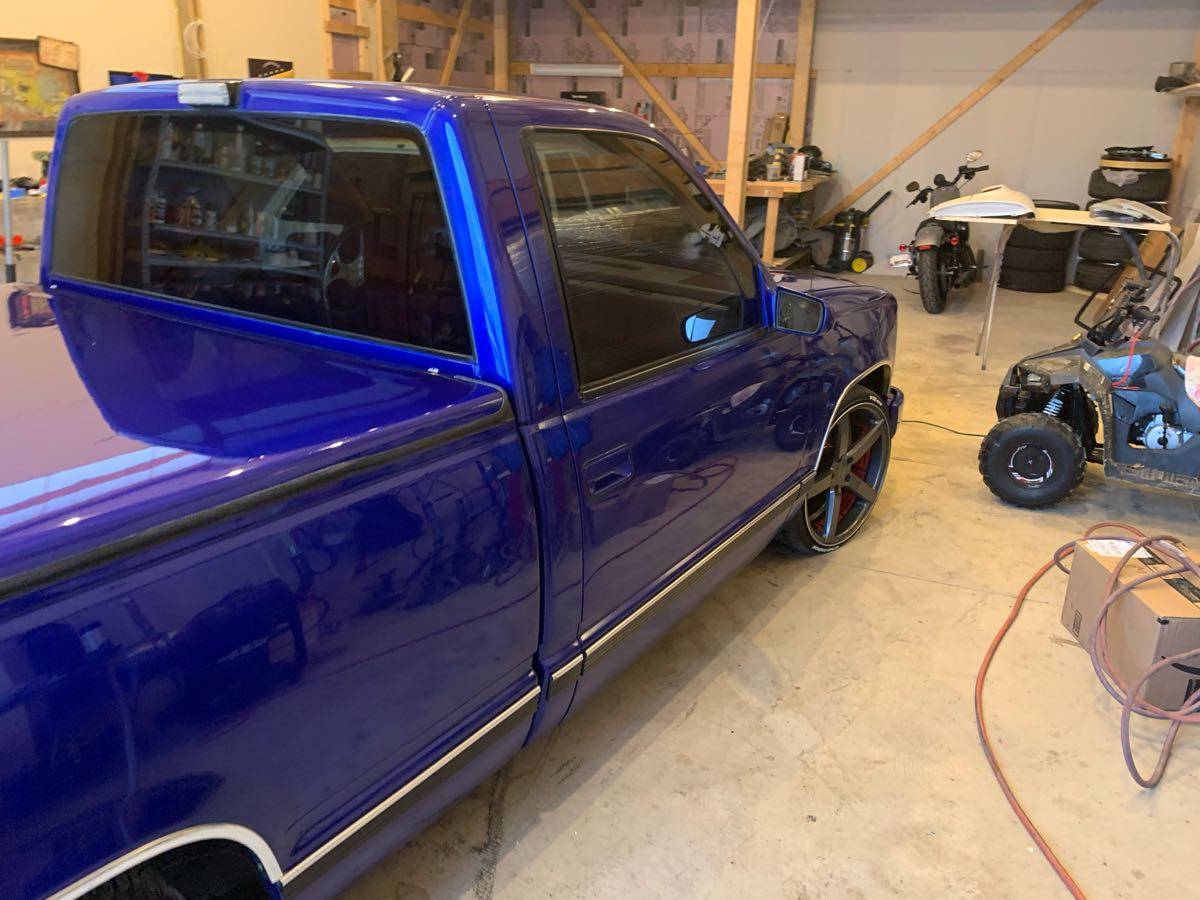 Chevrolet-1990-blue-2