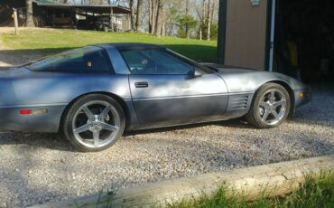 Chevrolet-1991-silver-1