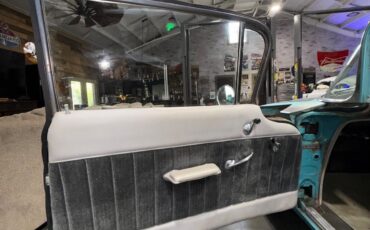 Chevrolet-2-door-Brookwood-1960-station-wagon-12