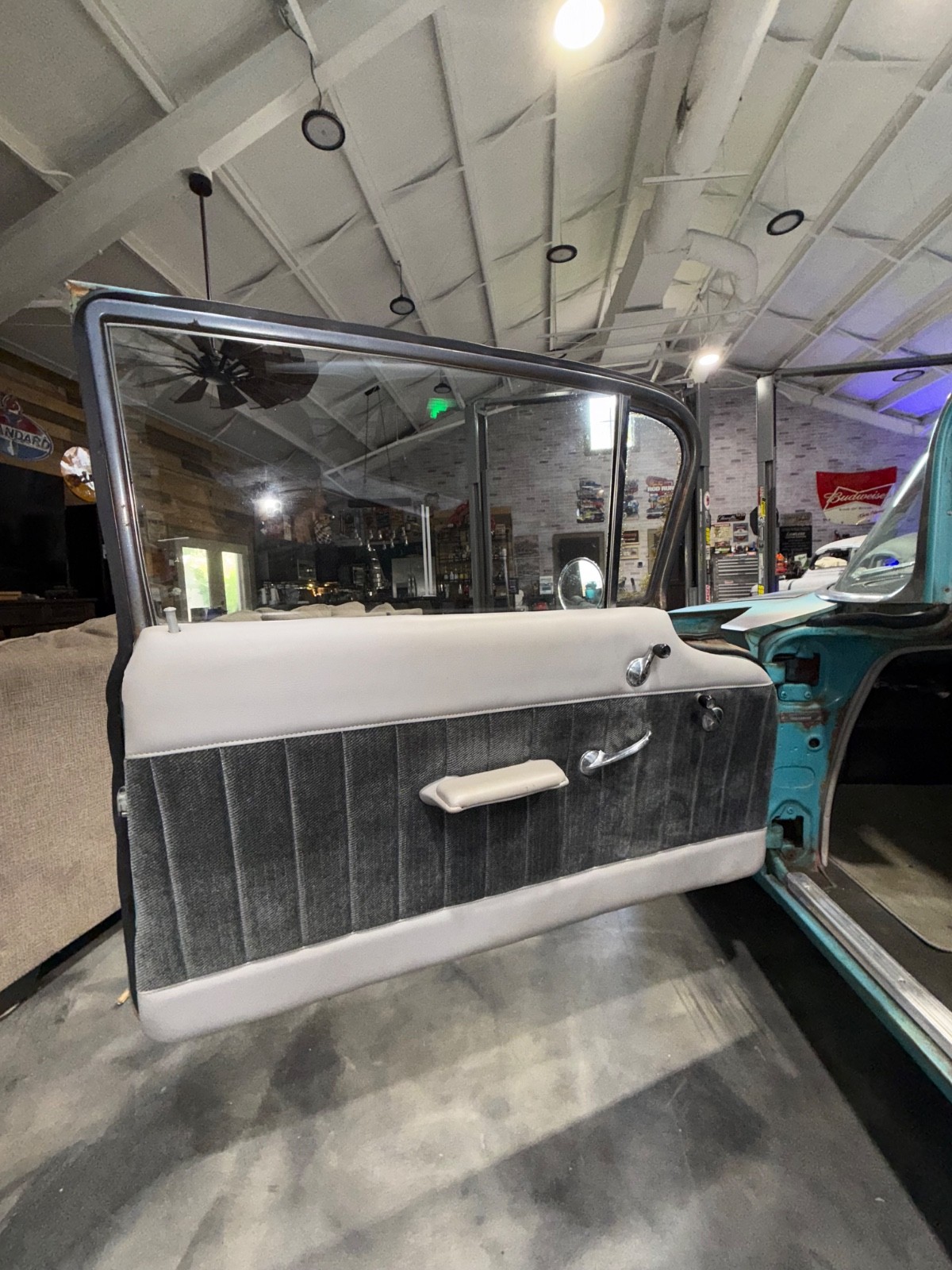 Chevrolet-2-door-Brookwood-1960-station-wagon-12