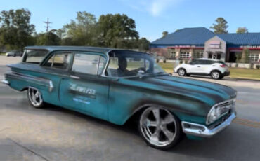 Chevrolet-2-door-Brookwood-1960-station-wagon-16