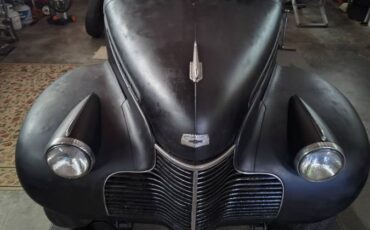 Chevrolet-2-door-coupe-1940-black-2