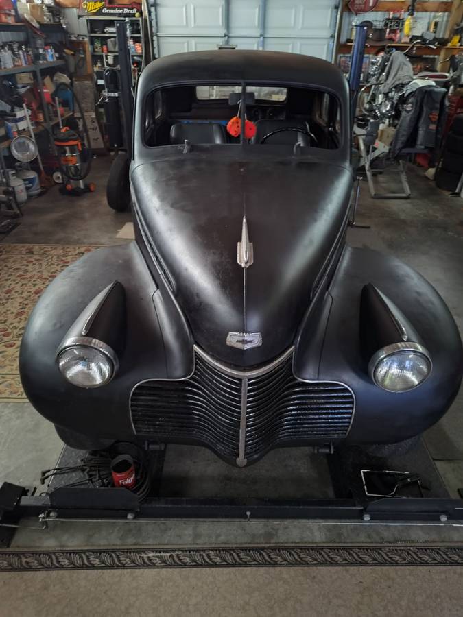 Chevrolet-2-door-coupe-1940-black-2