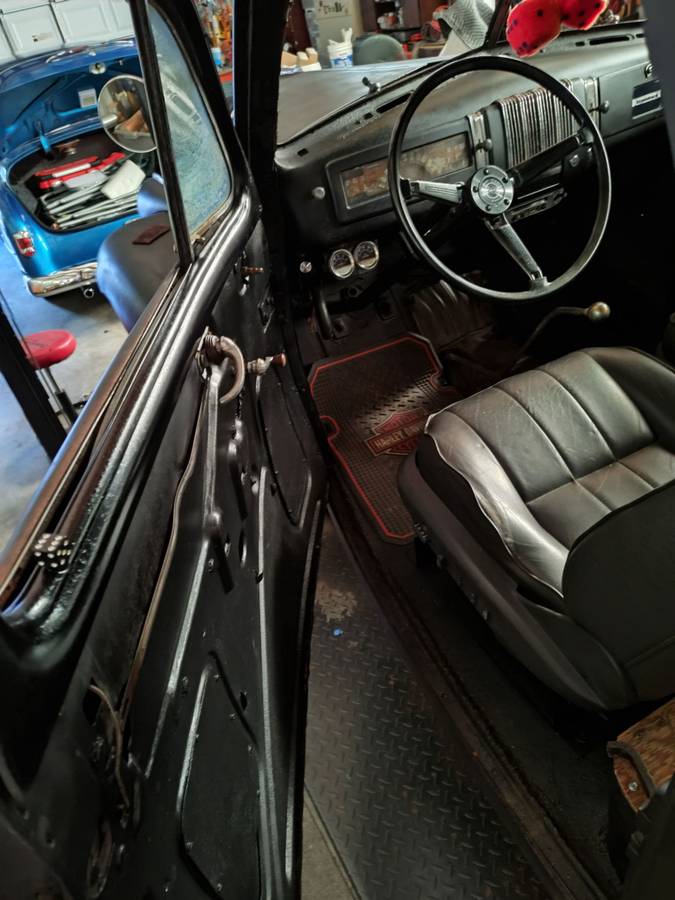 Chevrolet-2-door-coupe-1940-black-6
