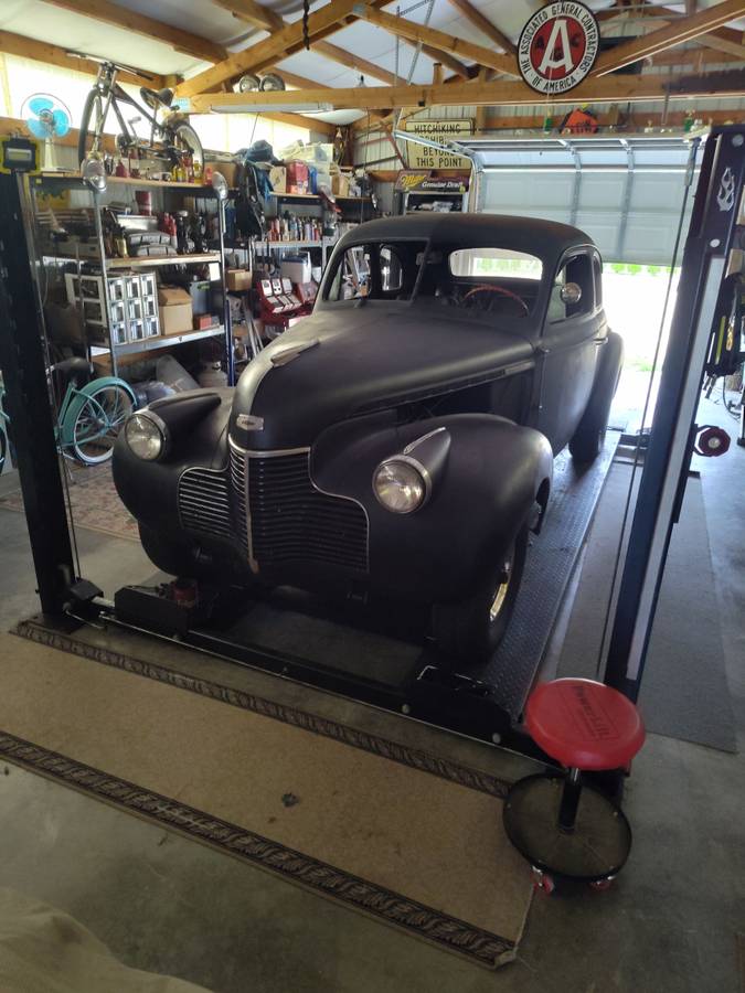Chevrolet-2-door-coupe-1940-black