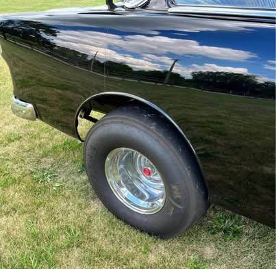 Chevrolet-2-door-post-1955-black-19
