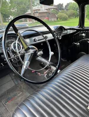 Chevrolet-2-door-post-1955-black