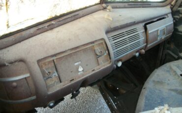 Chevrolet-2-door-sedan-1940-black-10