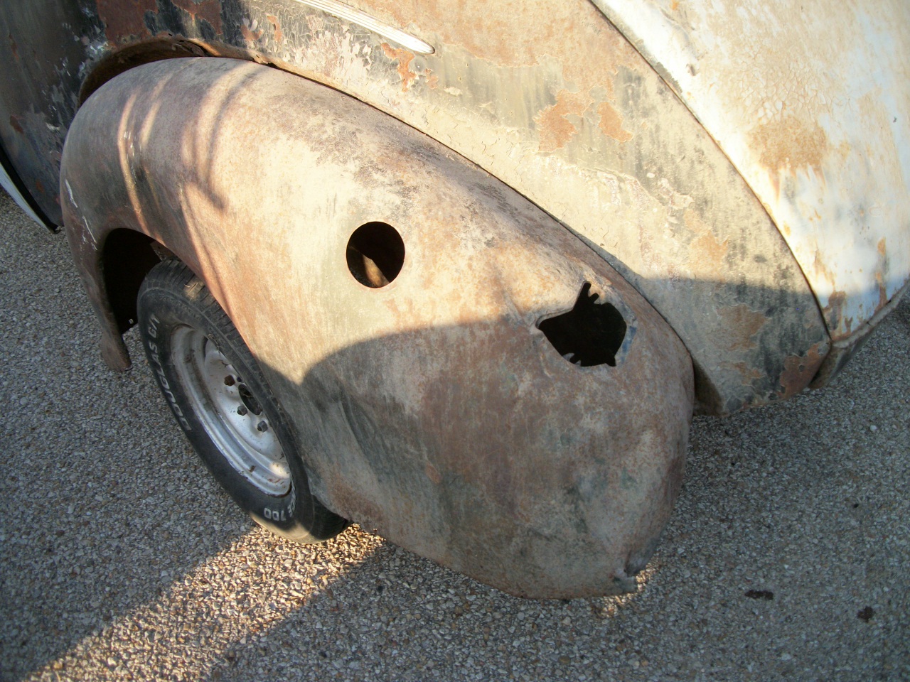 Chevrolet-2-door-sedan-1940-black-8