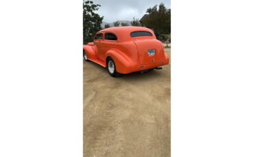 Chevrolet-2-dr-1939-Tangerine-Beige-3