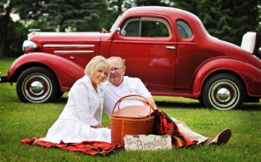 Chevrolet-2-dr-hardtop-1936-red-cherry-red-white-3