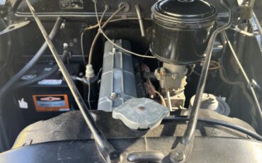 Chevrolet-2-dr-sedan-1941-Black-Tan-20
