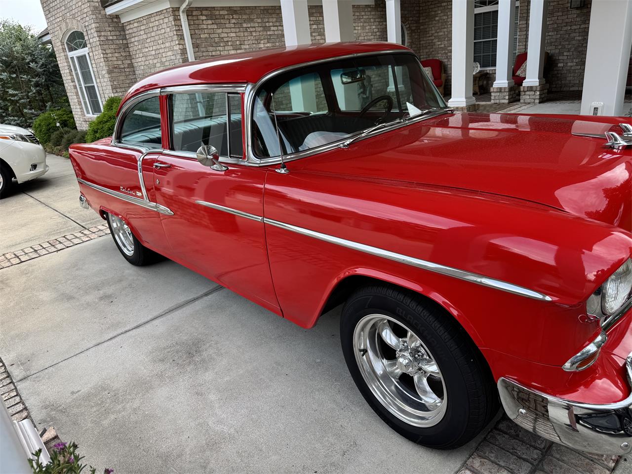 Chevrolet-2-dr-sedan-1955-Red-Black