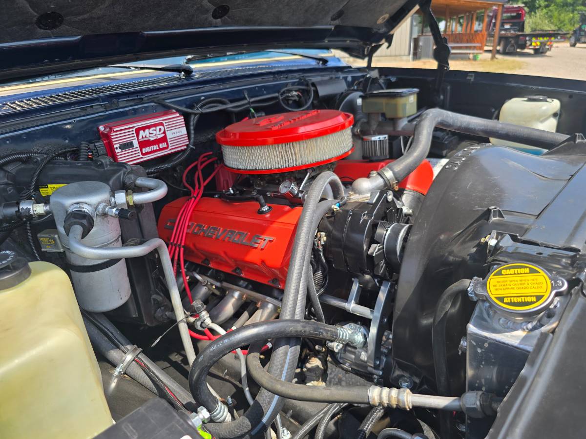 Chevrolet-20-scottsdale-1985-8