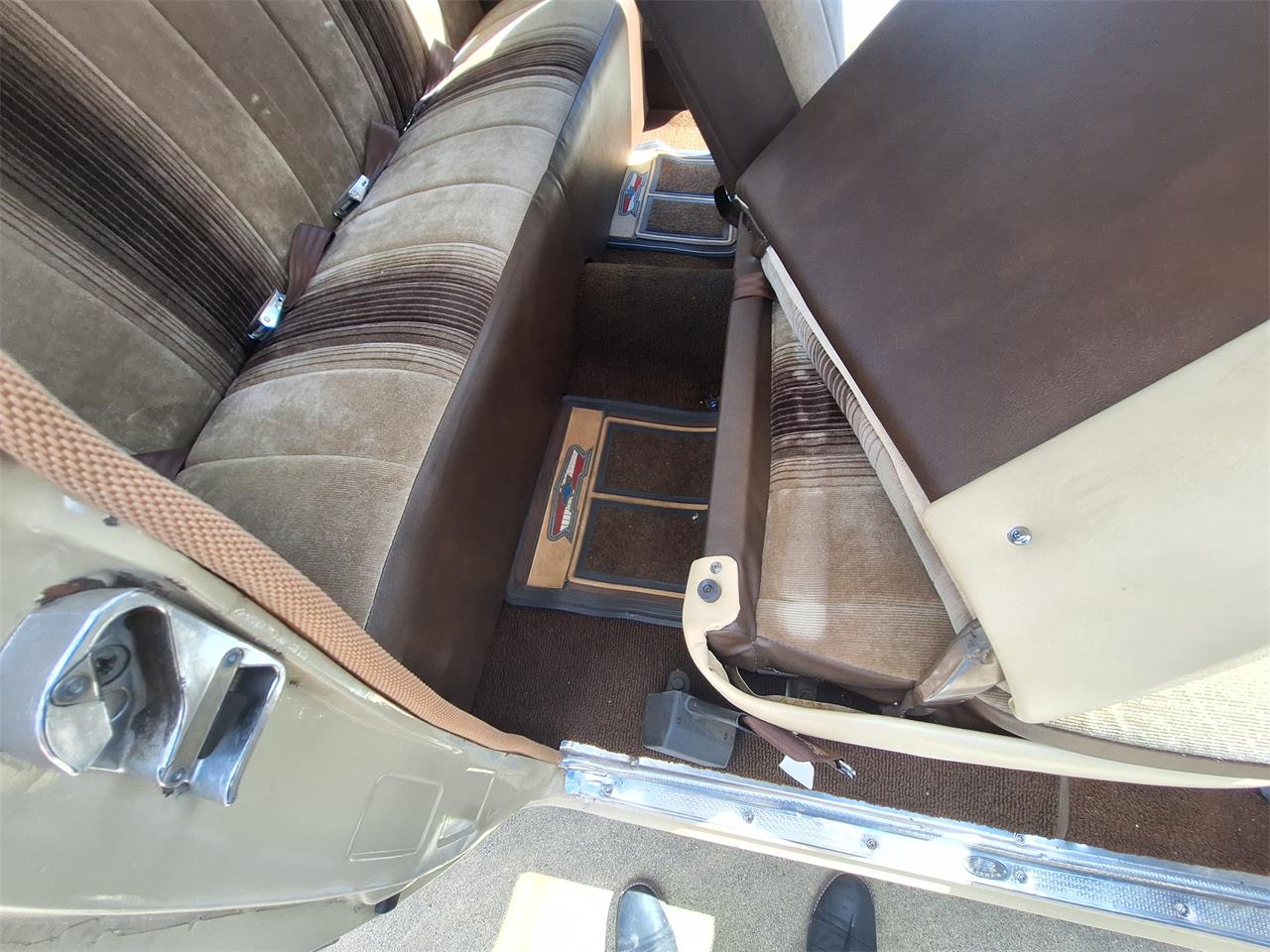 Chevrolet-210-1953-TanCopper-Brown-Tan-Brown-11