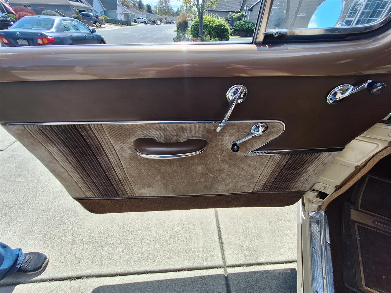 Chevrolet-210-1953-TanCopper-Brown-Tan-Brown-43