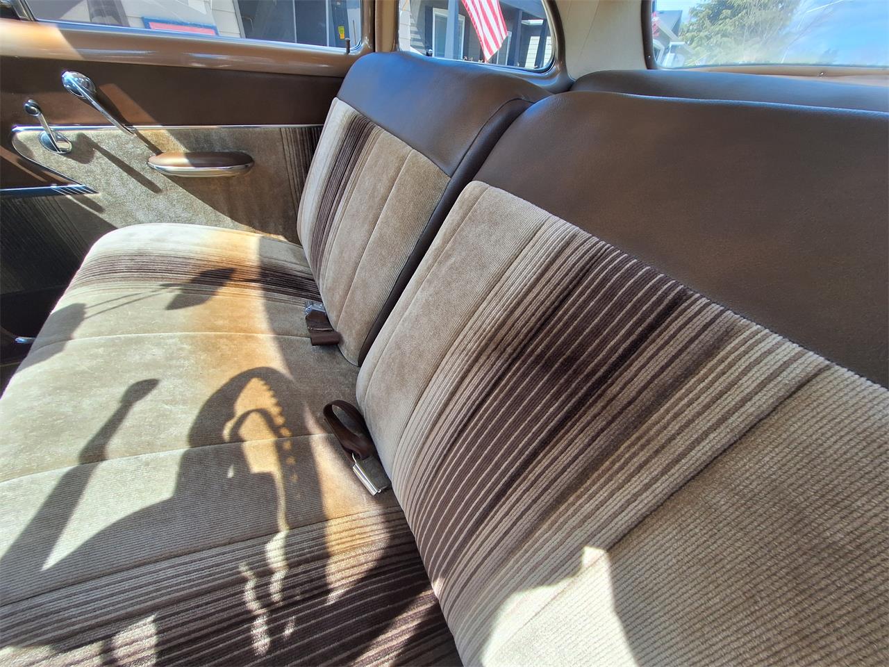 Chevrolet-210-1953-TanCopper-Brown-Tan-Brown-44